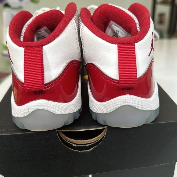 Jordan 11 Retro PS ‘Cherry’ Toddler size 9C Unisex - Picture 4 of 8